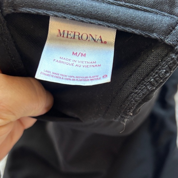 Black Strapless Ruffled One-Piece Swimsuit - Picture 7 of 8